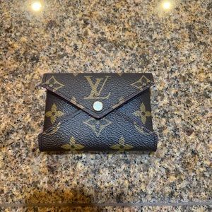 Louis Vuitton coin pouch